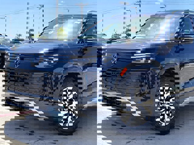 New 2025 Volkswagen Tiguan S image 2