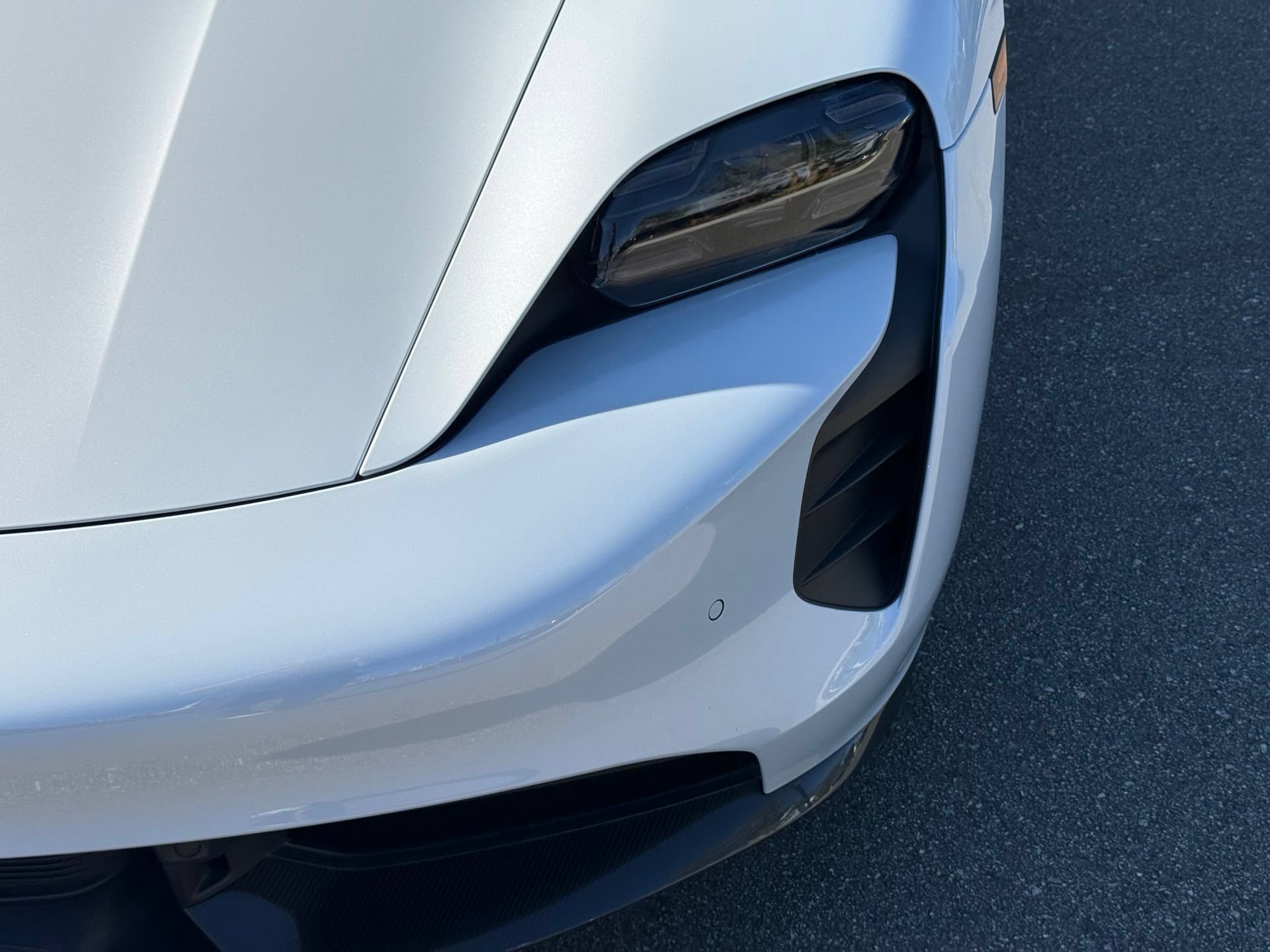Certified 2022 Porsche Taycan Turbo S AWD/4WD image 11