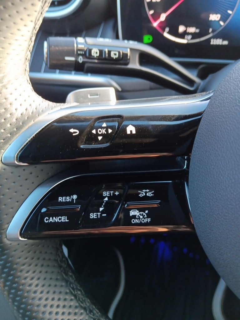 Used 2024 Mercedes-Benz GLC 300 4MATIC image 15