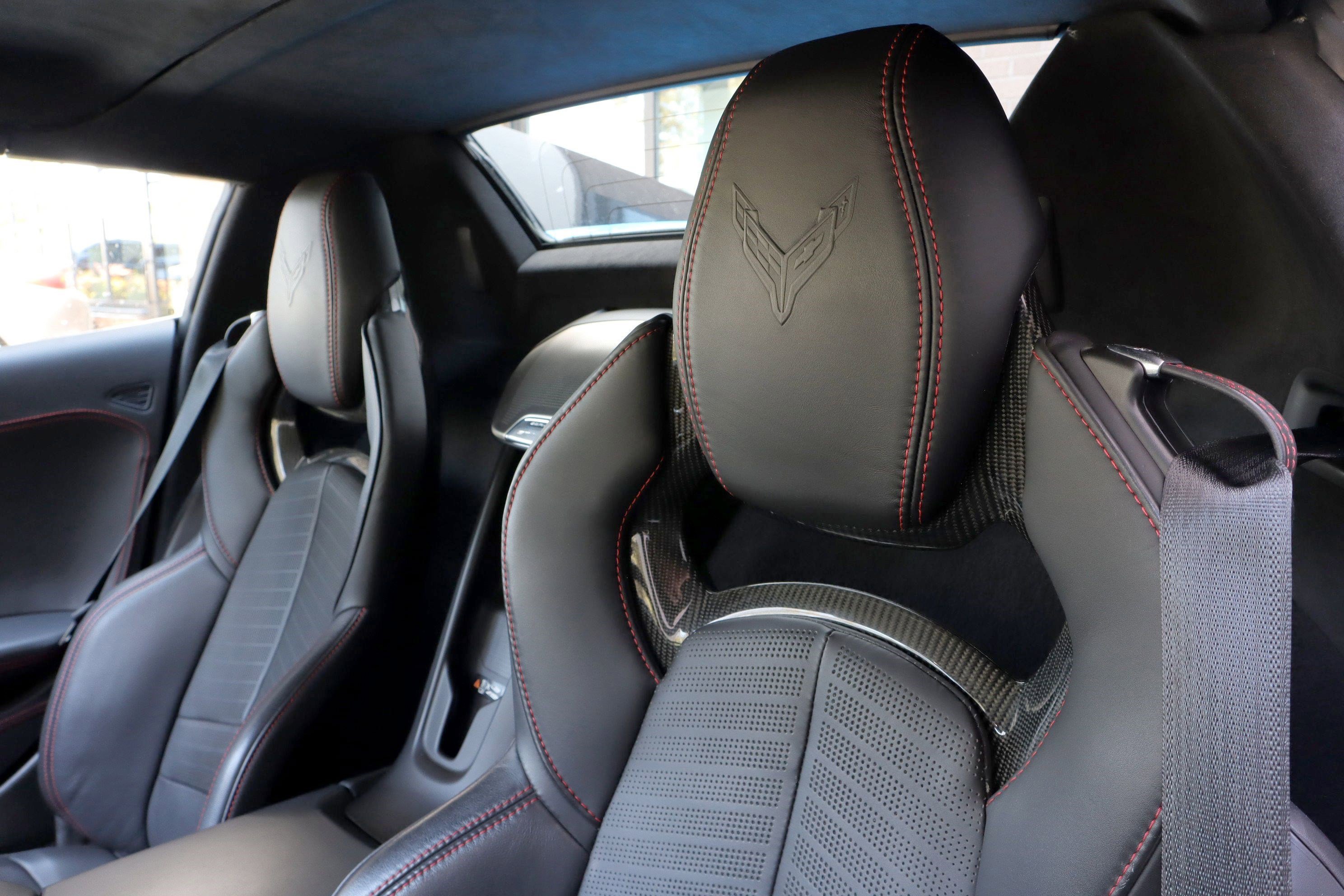 Used 2021 Chevrolet Corvette Stingray Premium Conv w/ Z51 Performance Package RWD image 9