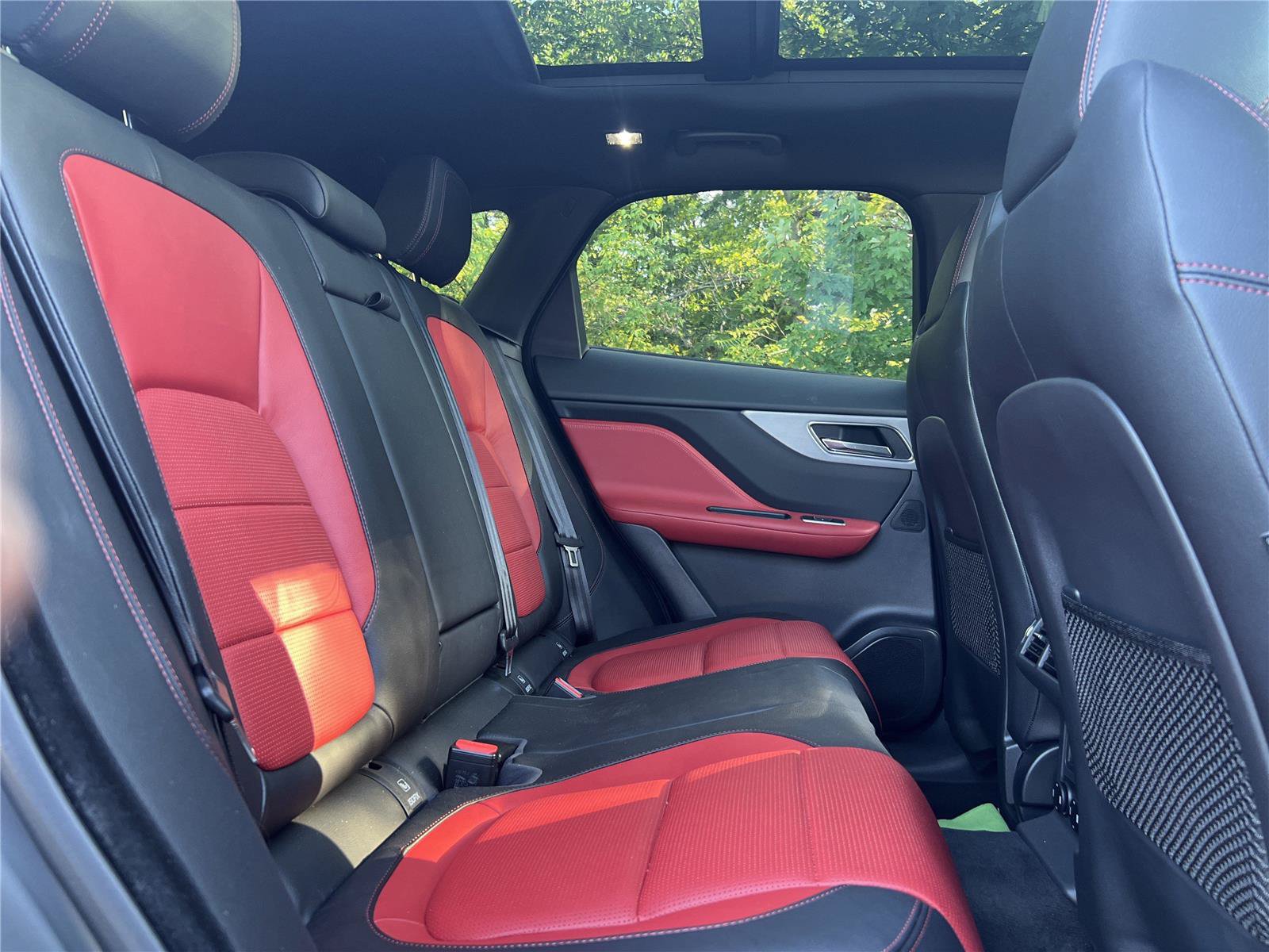 Used 2018 Jaguar F-PACE R-Sport AWD/4WD image 25