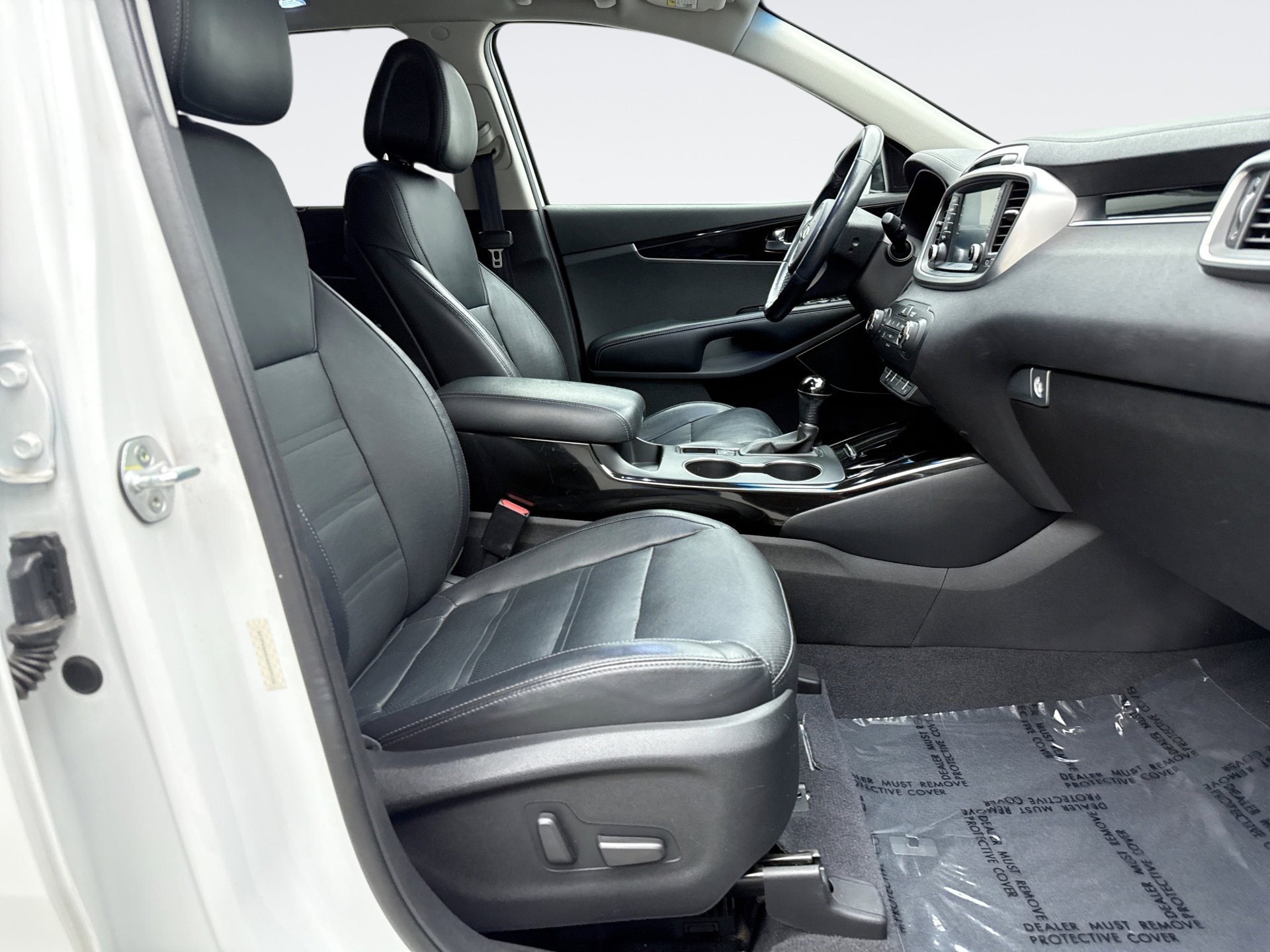 Used 2016 Kia Sorento SX image 18