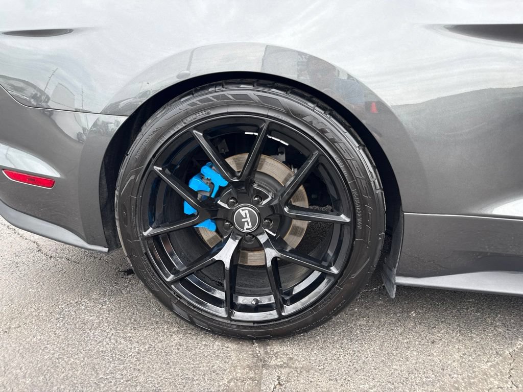Used 2019 Ford Mustang GT Premium w/ Equipment Group 401A RWD image 34