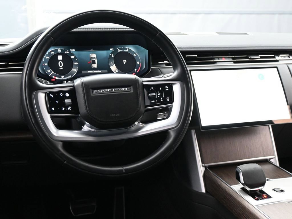 Used 2024 Land Rover Range Rover Long Wheelbase SE image 8