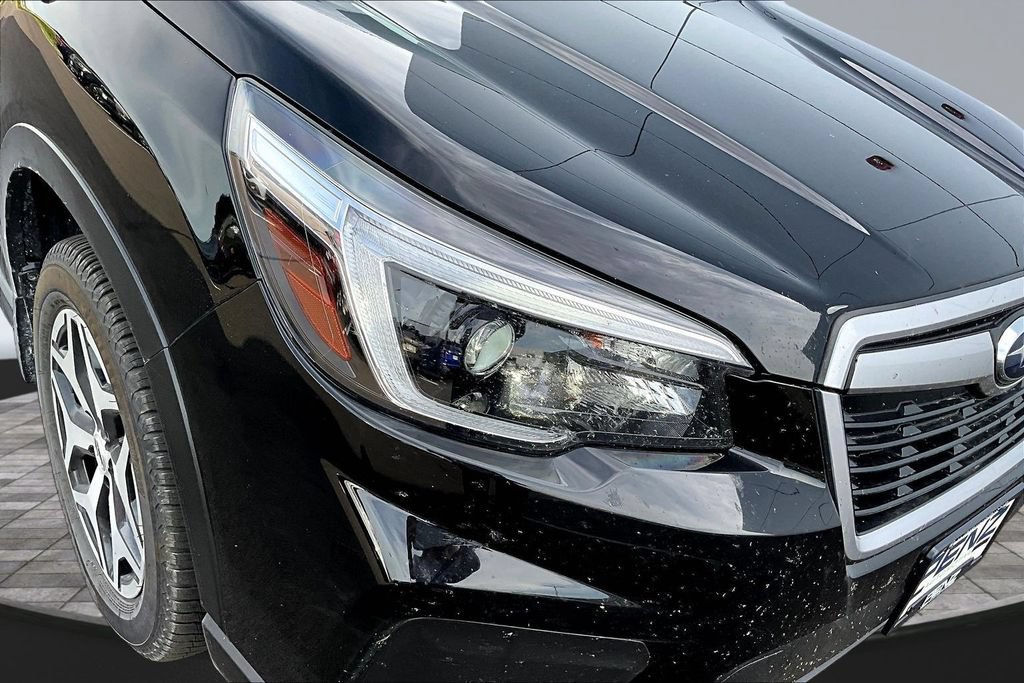 Used 2021 Subaru Forester Premium AWD/4WD image 28