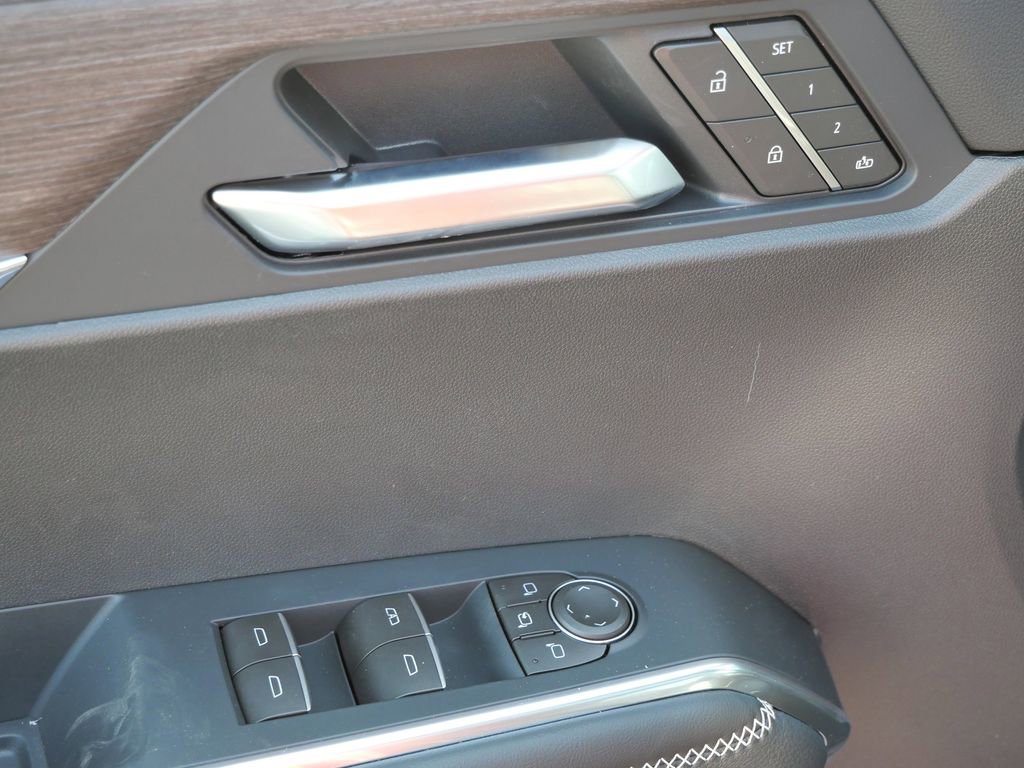 New 2026 GMC Acadia Denali w/ Super Cruise Package image 43