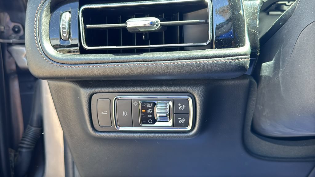 Used 2021 Lincoln Aviator Reserve w/ Equipment Group 201A RWD image 7