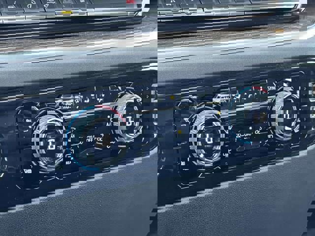 Used 2022 Chevrolet Silverado 1500 LT image 26