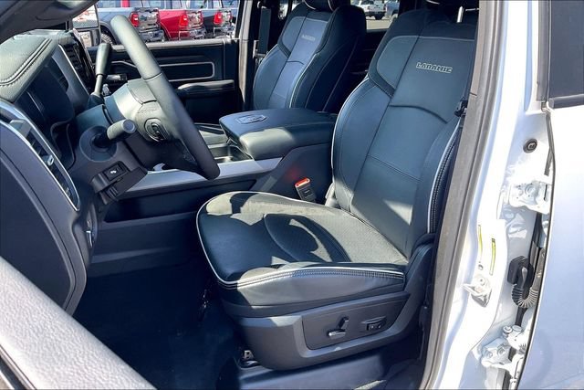 Used 2025 RAM 2500 Laramie AWD/4WD image 27