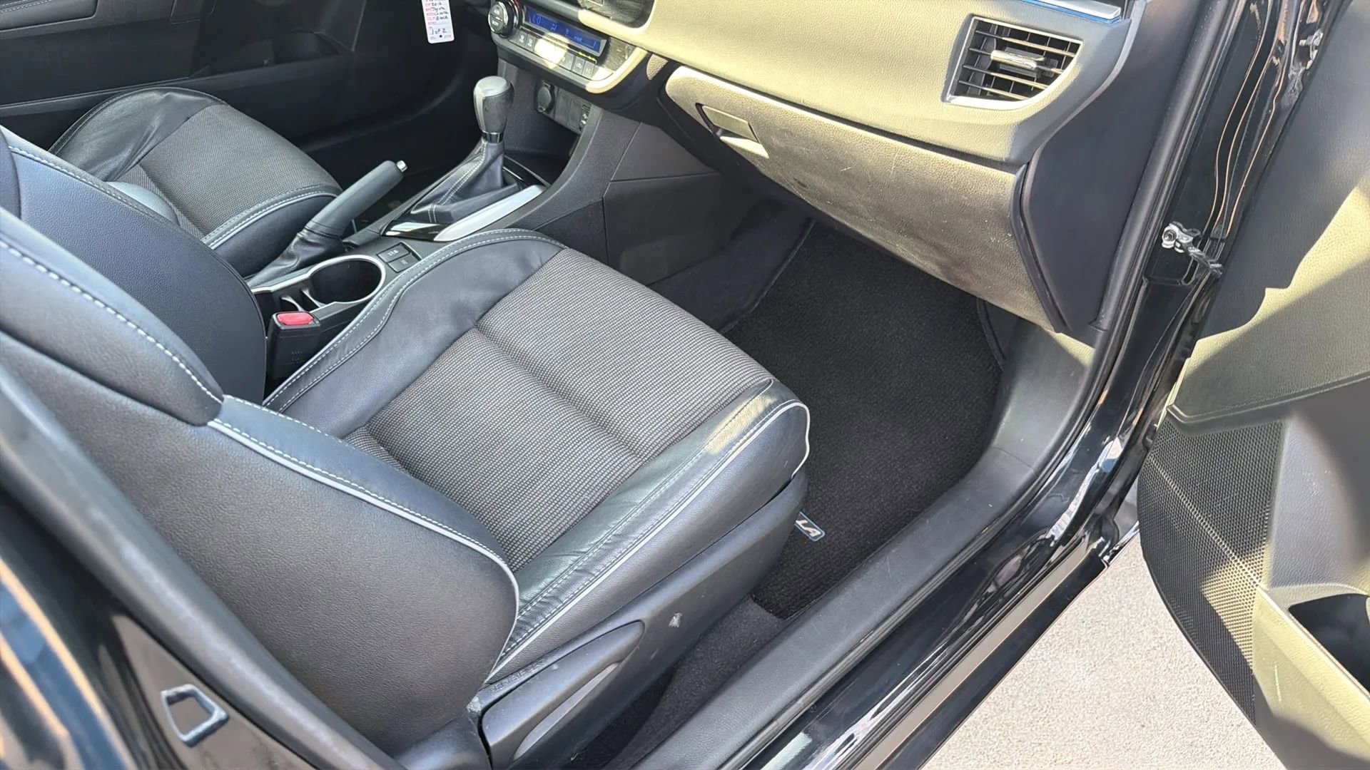 Used 2016 Toyota Corolla S FWD image 65