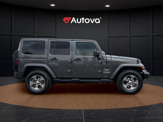Used 2017 Jeep Wrangler Unlimited Sahara w/ Connectivity Group AWD/4WD image 6