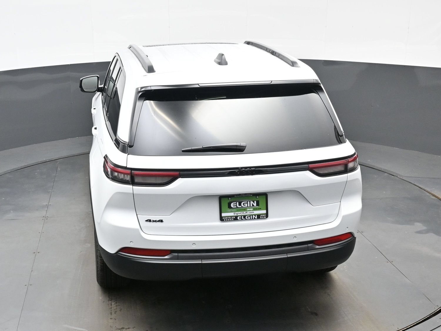 New 2026 Jeep Grand Cherokee Altitude AWD/4WD image 24
