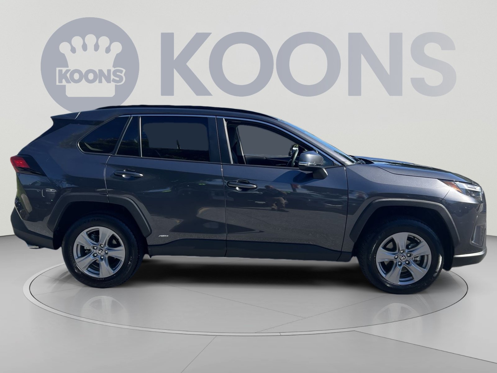Used 2025 Toyota RAV4 XLE w/ Weather Package AWD/4WD image 8