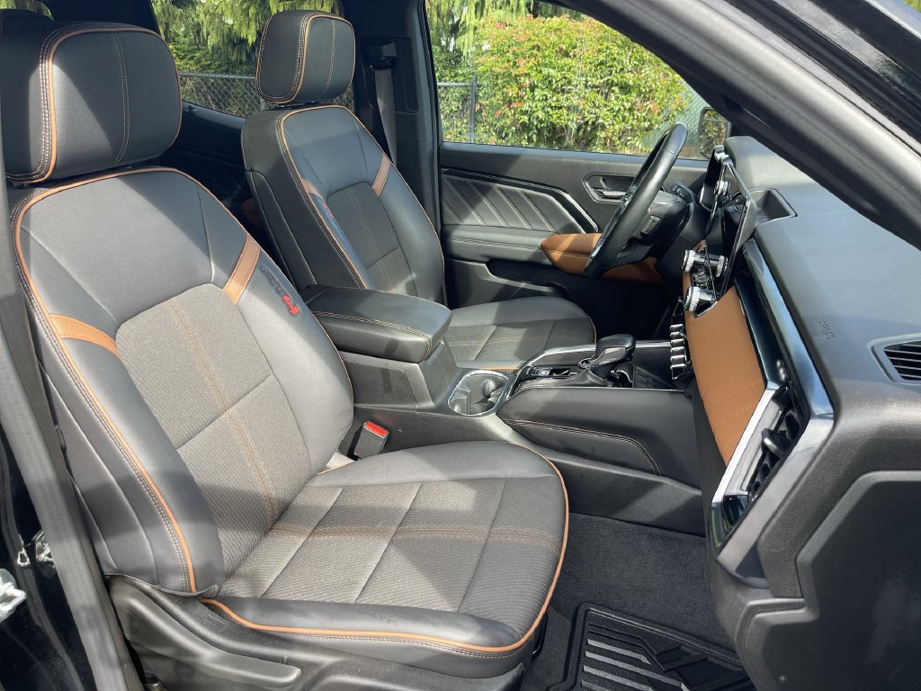 Certified 2024 GMC Canyon AT4 AWD/4WD image 28