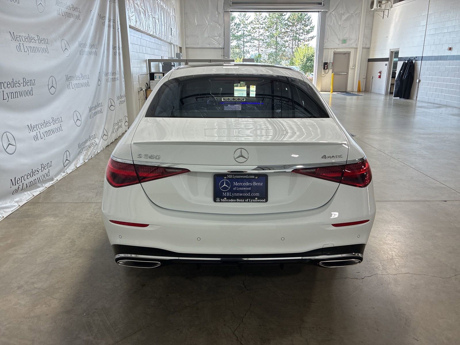 New 2026 Mercedes-Benz S 580 4MATIC Sedan image 4