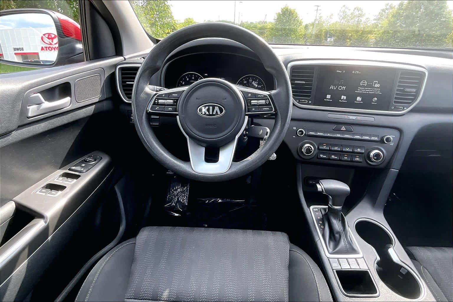 Used 2022 Kia Sportage LX AWD/4WD image 6