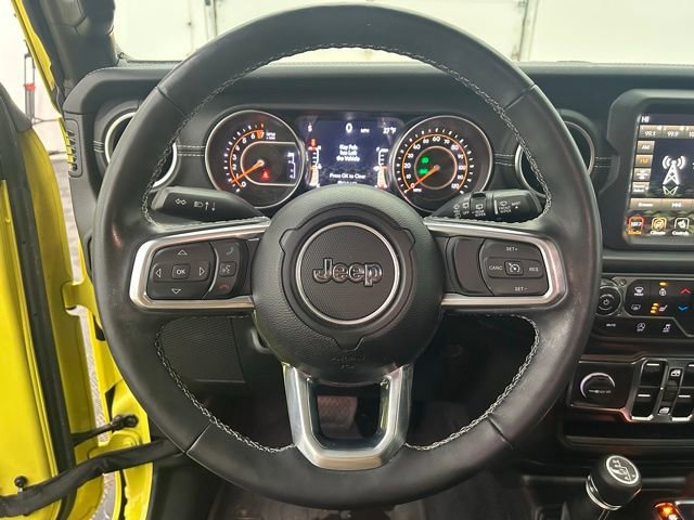 Used 2022 Jeep Wrangler Unlimited Sahara w/ Cold Weather Group image 18