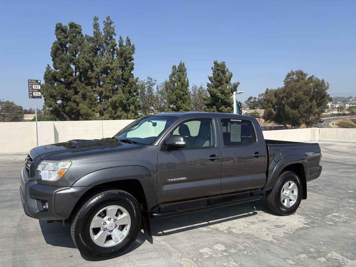 Used 2014 Toyota Tacoma PreRunner image 18
