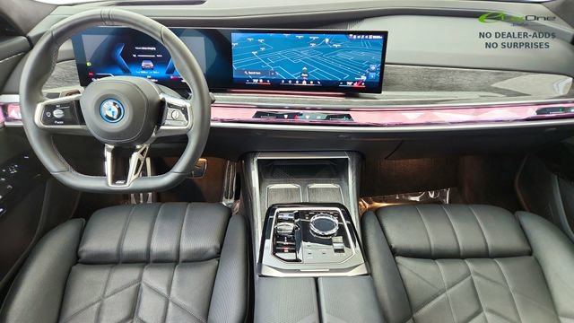 Used 2024 BMW i7 M70 w/ Executive Package image 36