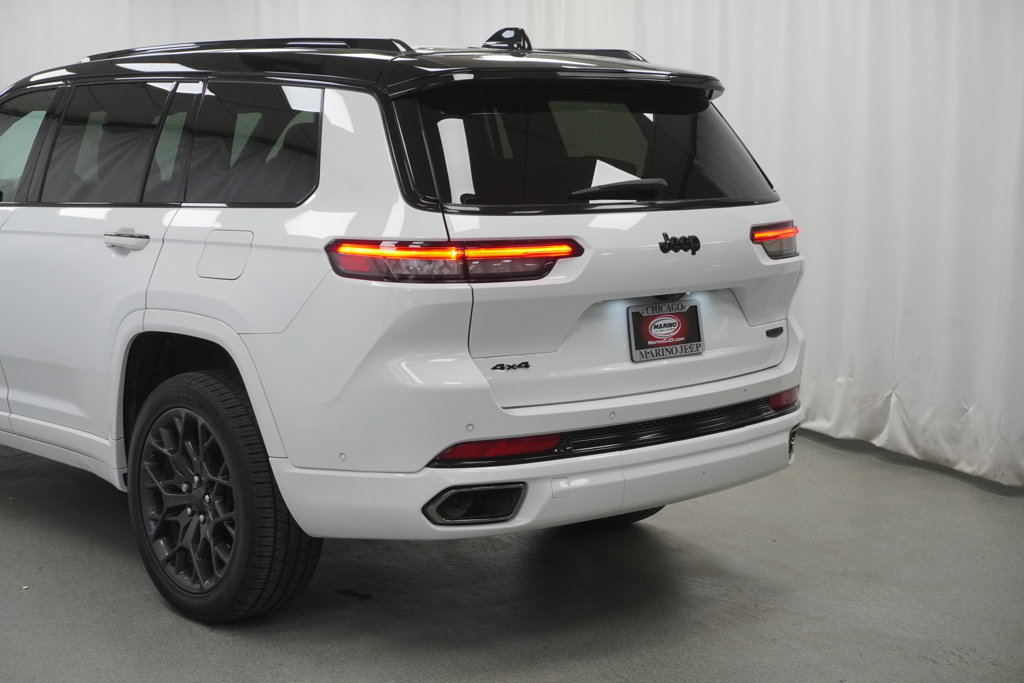 Used 2024 Jeep Grand Cherokee L Summit AWD/4WD image 23
