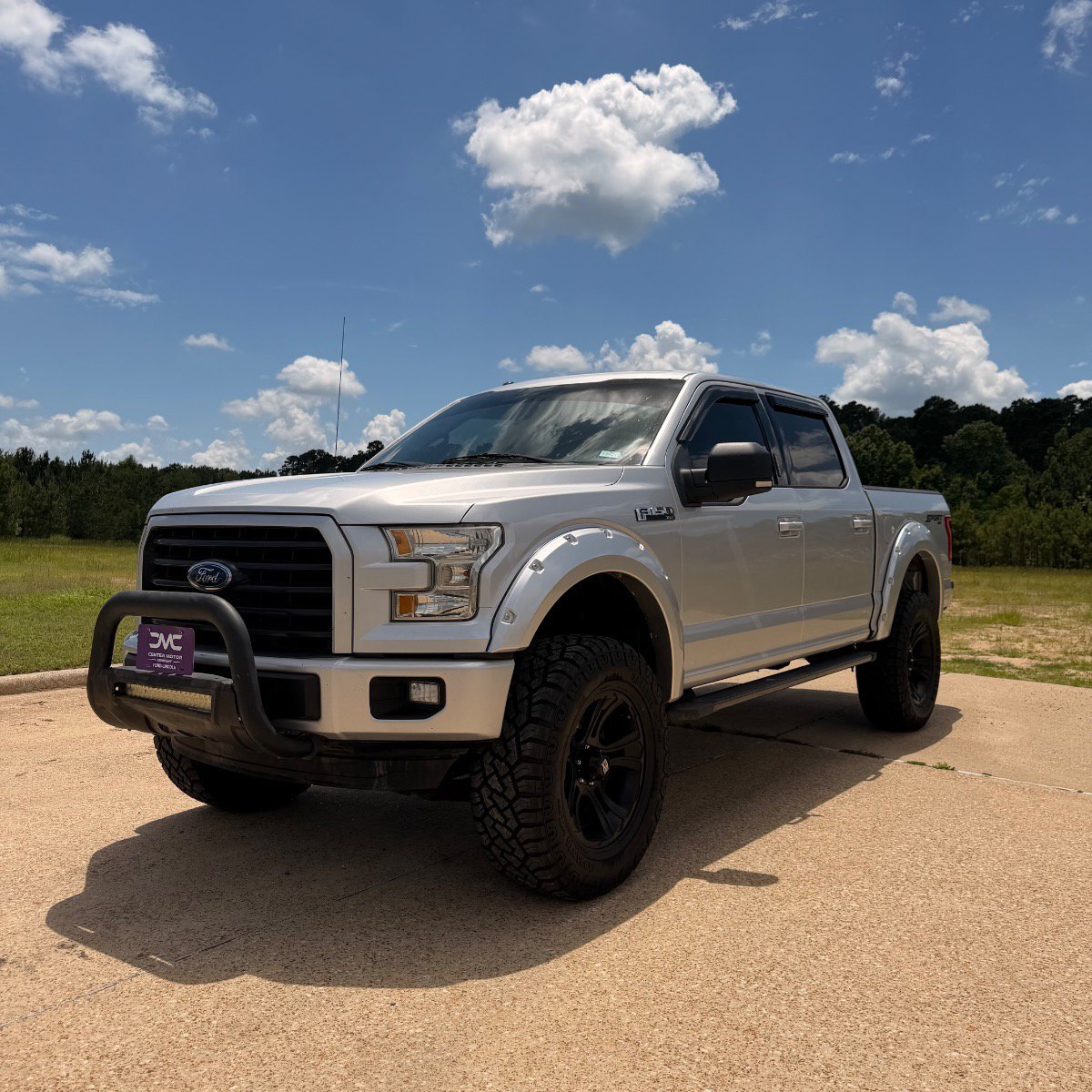 Used 2015 Ford F150 XLT w/ Equipment Group 301A Mid AWD/4WD image 1