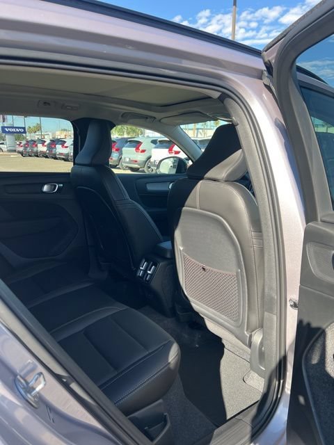 New 2026 Volvo XC40 B4 Core FWD image 29
