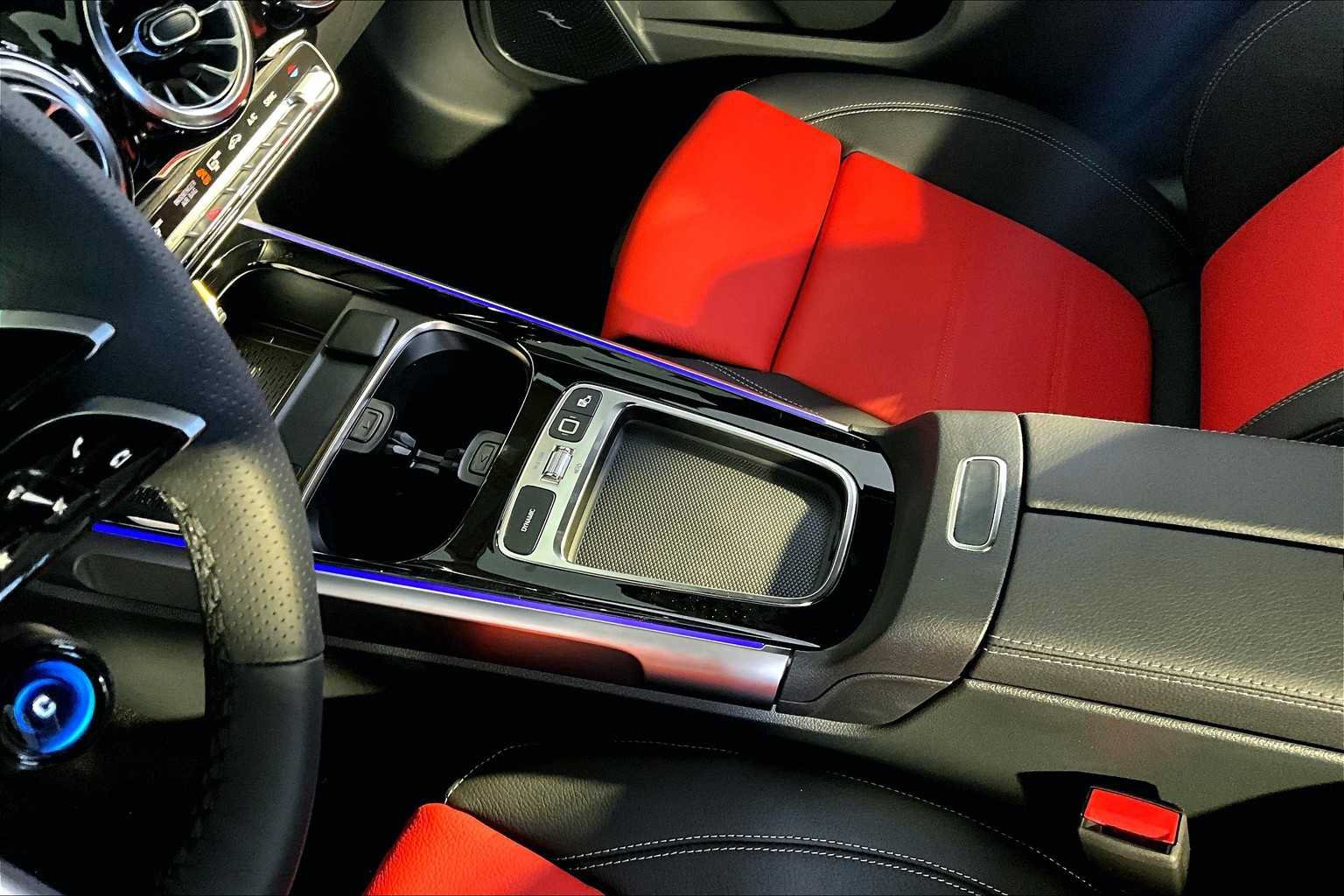 New 2026 Mercedes-Benz GLB 35 AMG 4MATIC image 10