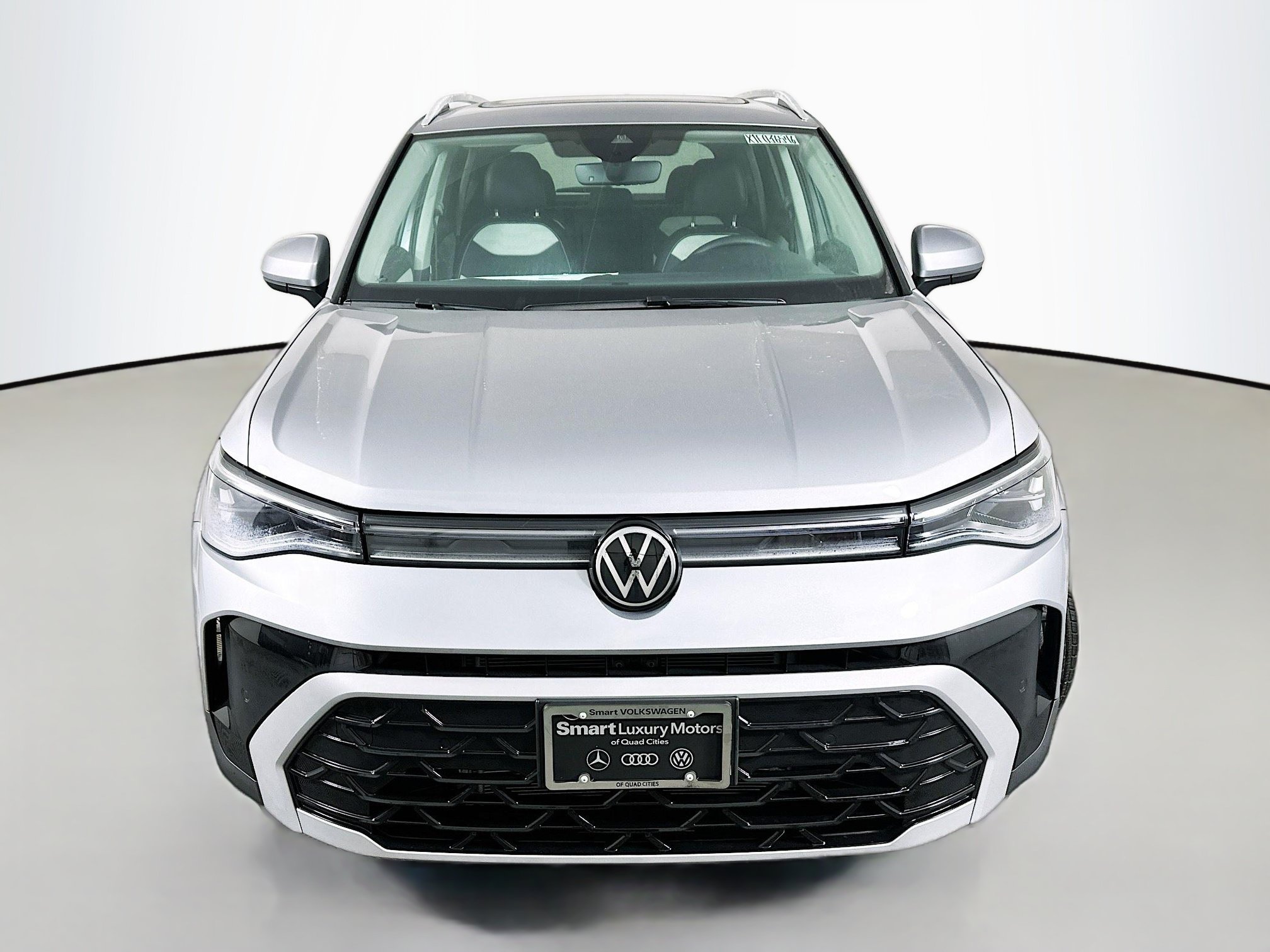 New 2026 Volkswagen Taos SEL AWD/4WD image 2