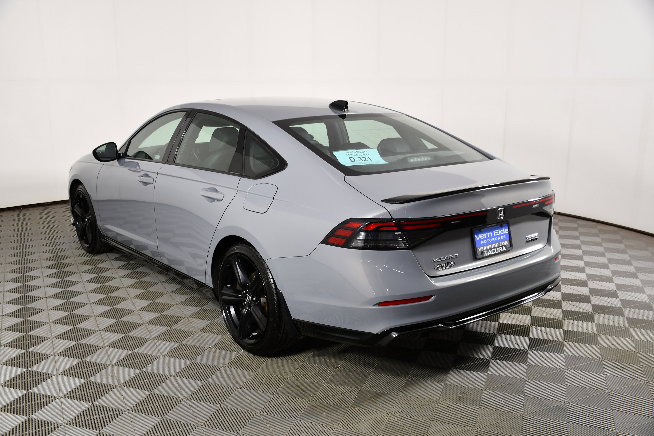 Used 2025 Honda Accord Sport image 7