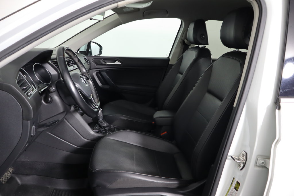 Used 2019 Volkswagen Tiguan SE AWD/4WD image 14