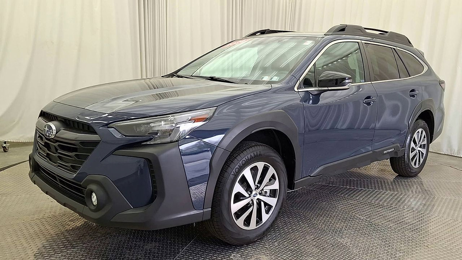 Used 2024 Subaru Outback Premium image 7