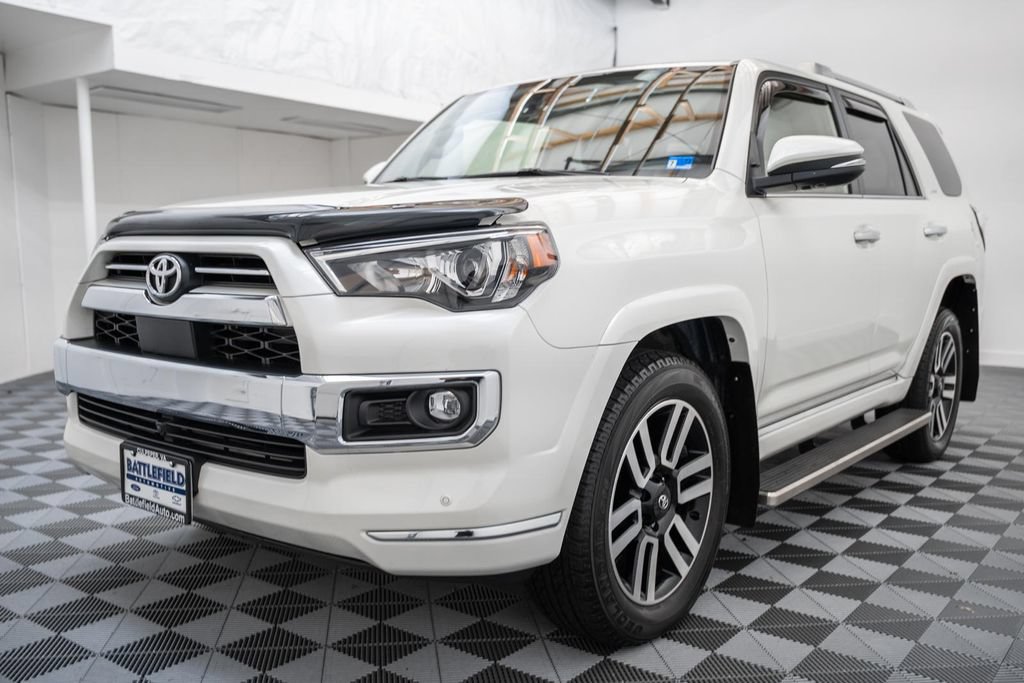 Certified 2023 Toyota 4Runner Limited AWD/4WD image 3