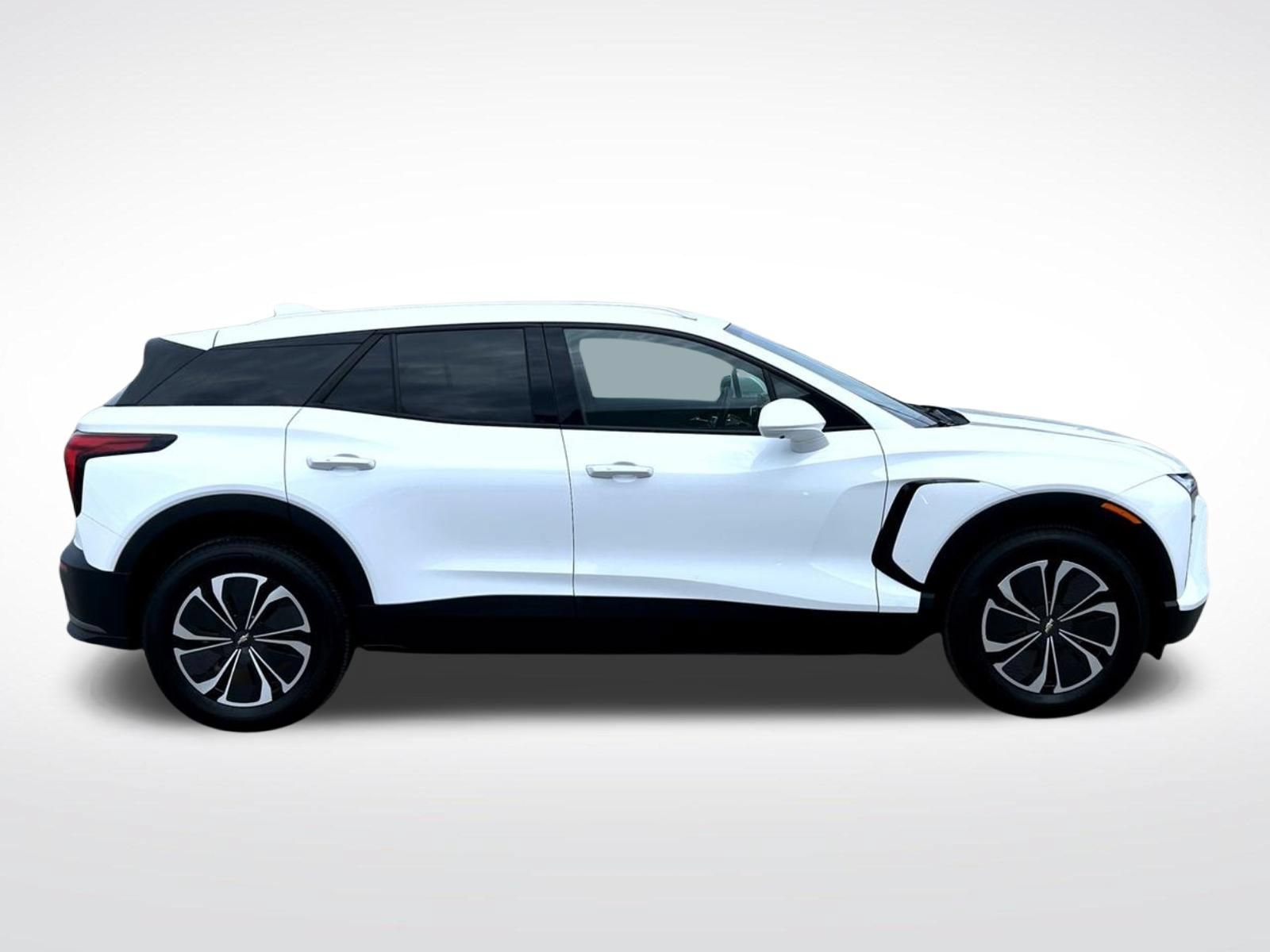 Used 2024 Chevrolet Blazer EV LT AWD/4WD image 5