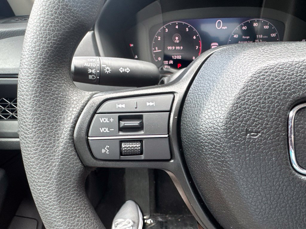 Used 2025 Honda Accord SE image 20