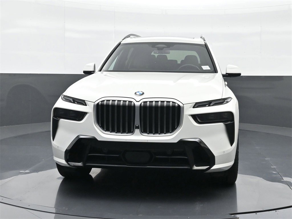 Used 2023 BMW X7 xDrive40i w/ Executive Package image 14