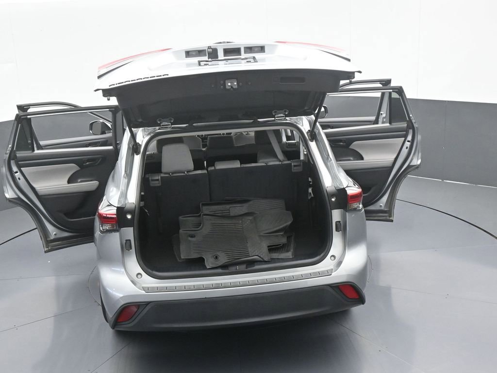 Used 2022 Toyota Highlander L image 68