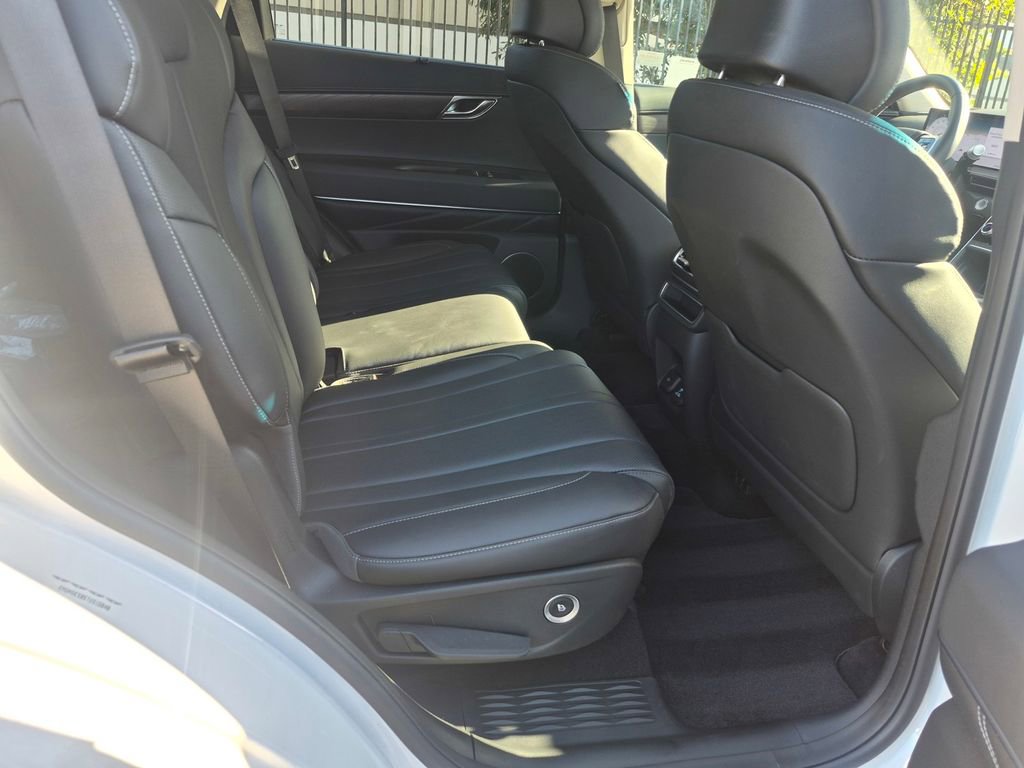 Used 2026 Genesis GV80 2.5T Select image 34