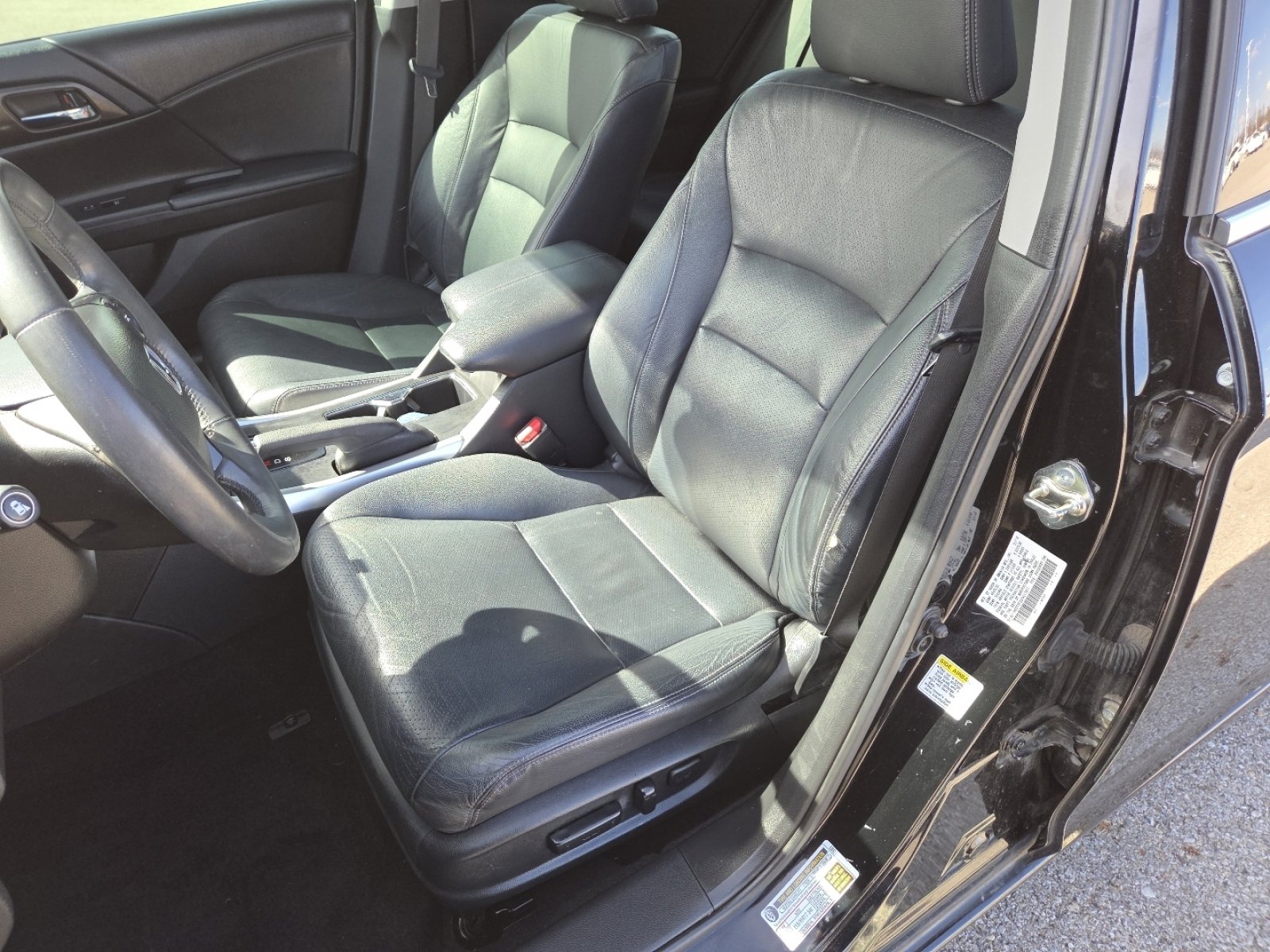 Used 2015 Honda Accord Touring image 24