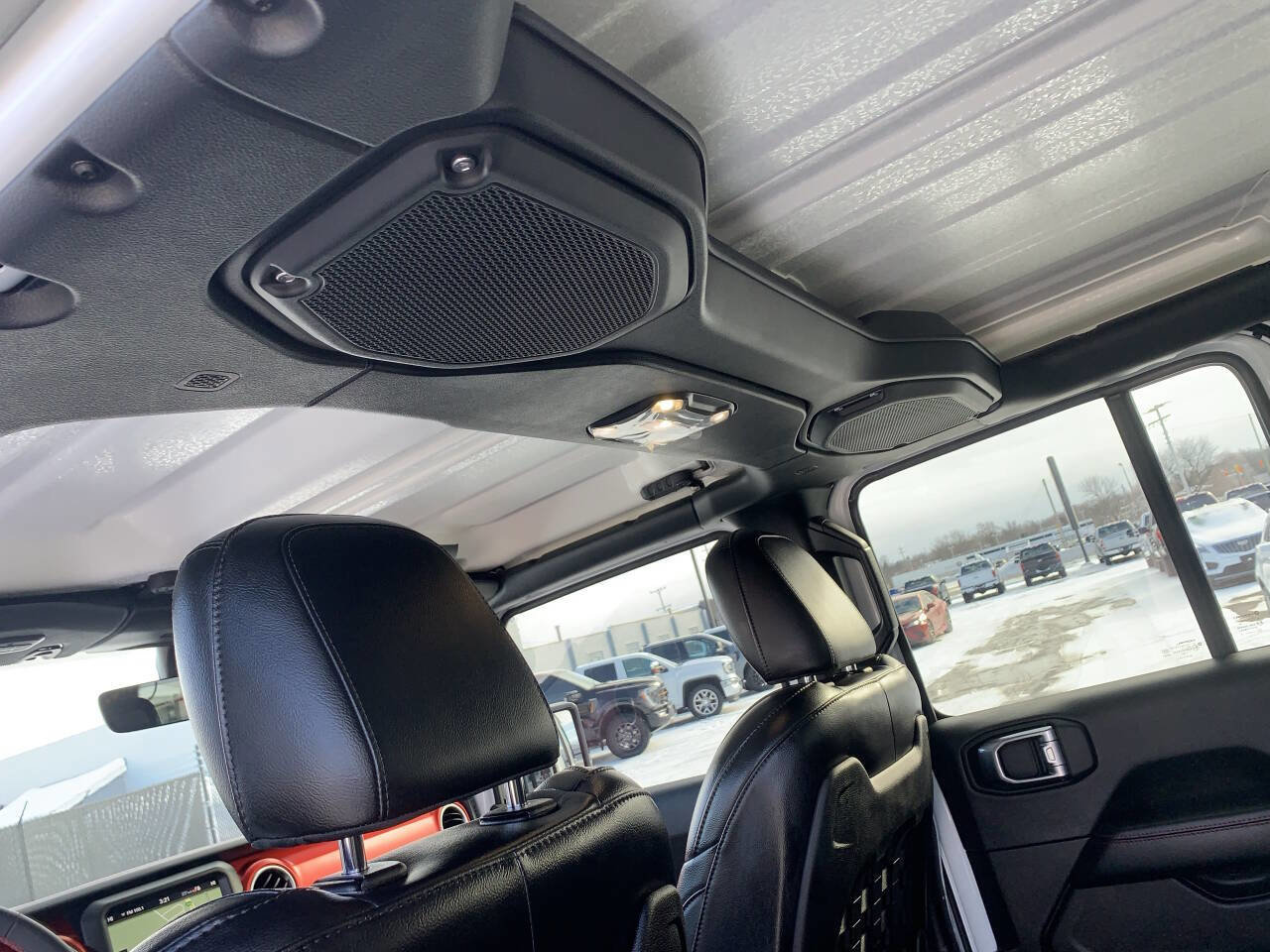 Used 2023 Jeep Wrangler Unlimited Rubicon w/ Dual Top Group image 21