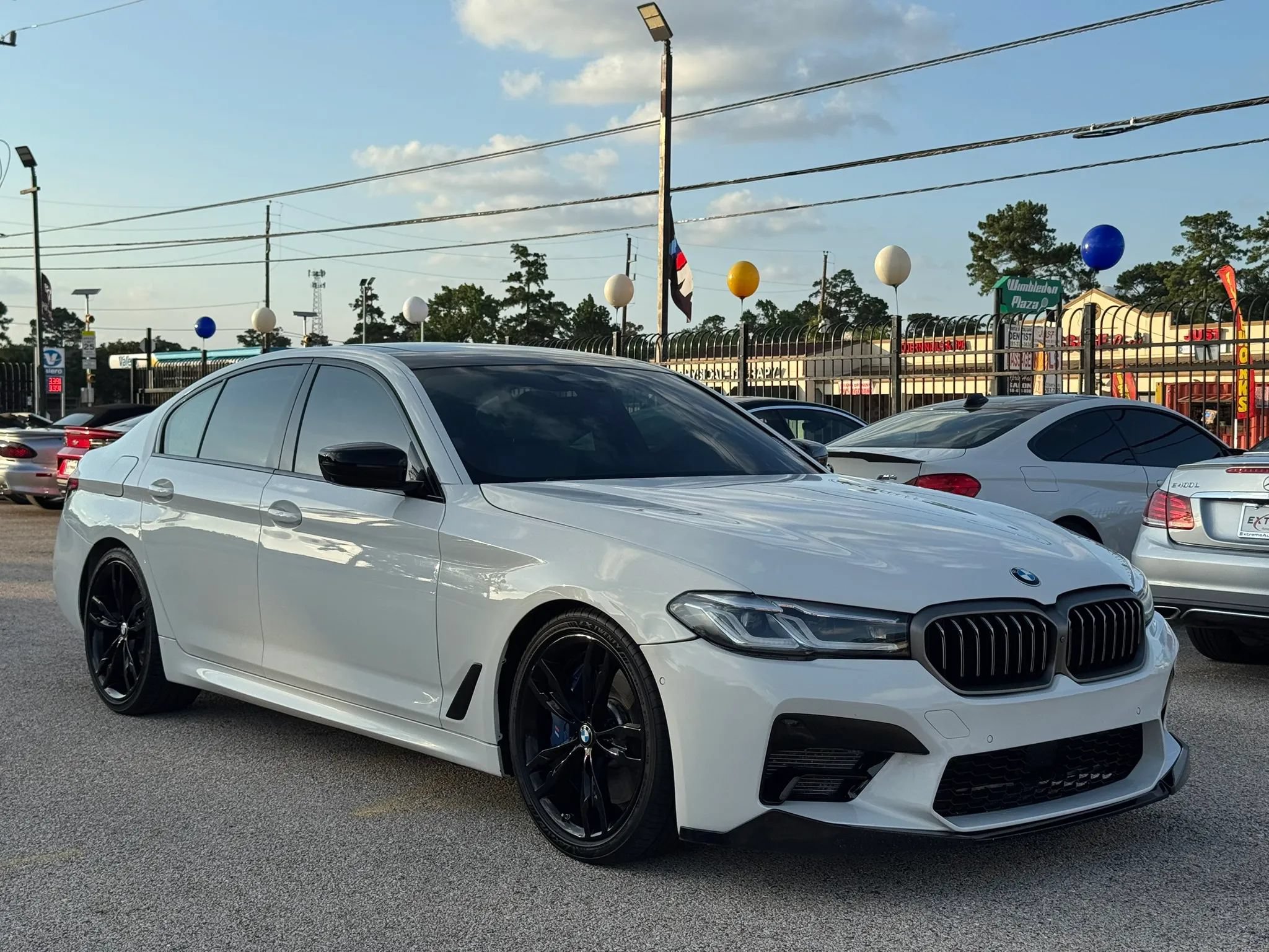 Used 2021 BMW M550i xDrive w/ Executive Package AWD/4WD image 7