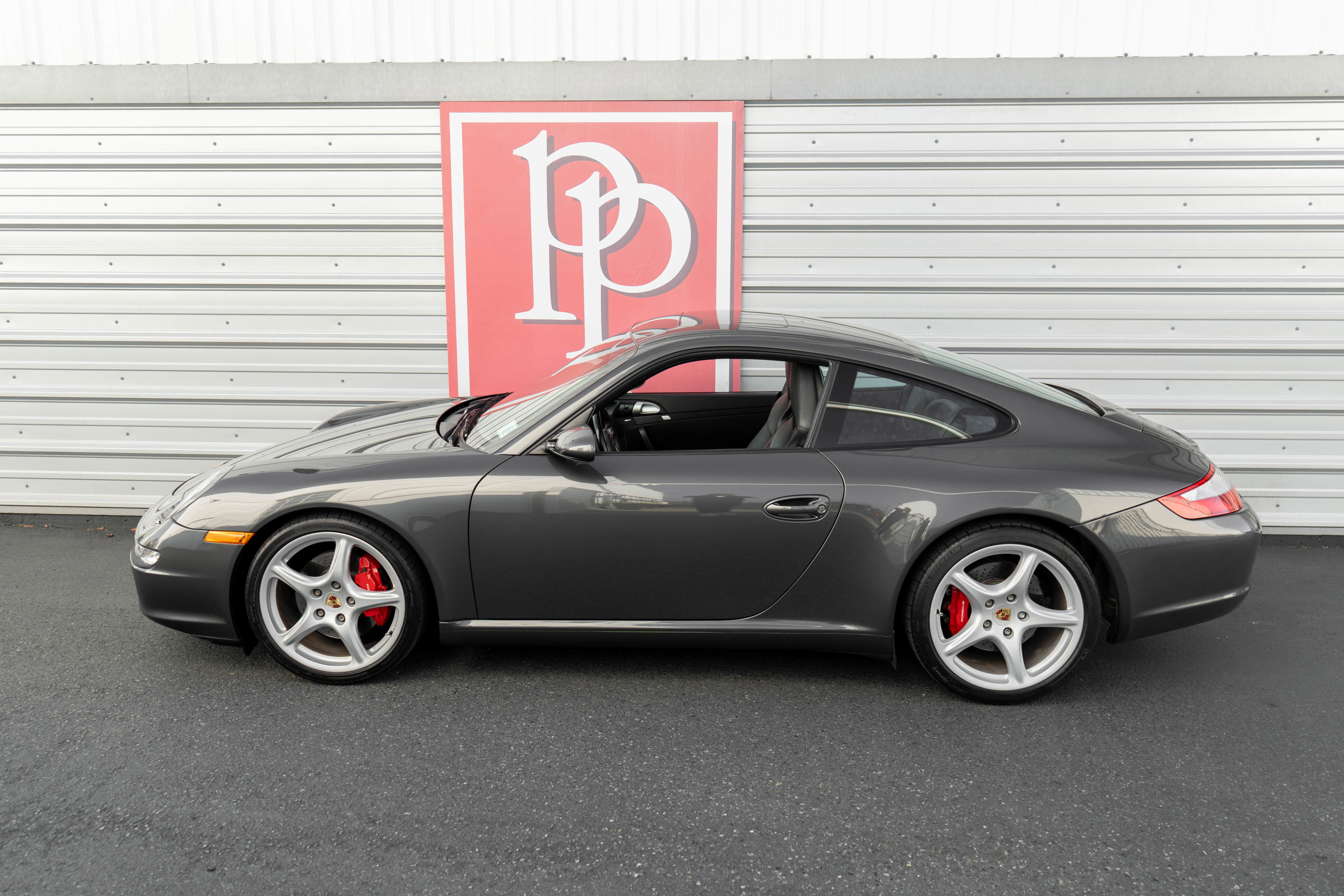 Used 2006 Porsche 911 Carrera S RWD image 39