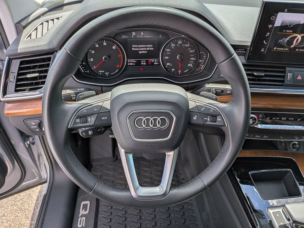 Used 2023 Audi Q5 2.0T Premium w/ Convenience Package AWD/4WD image 16