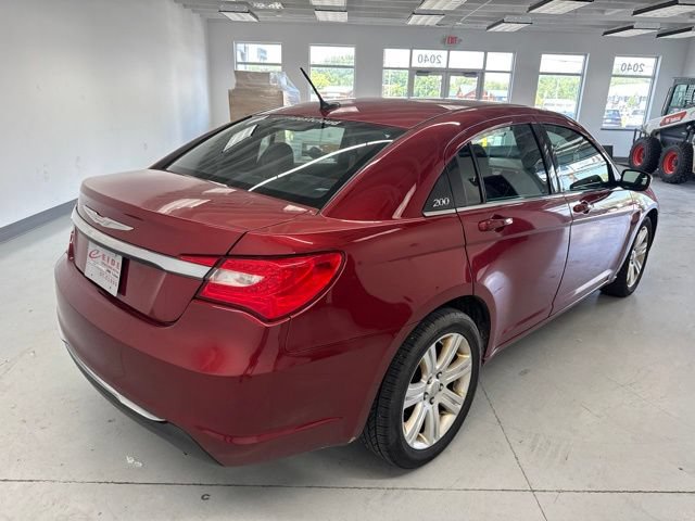 Used 2013 Chrysler 200 LX FWD image 12