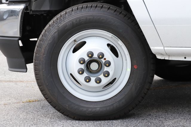 New 2026 Ford E-350 and Econoline 350 Super Duty w/ Power Equipment Group image 8