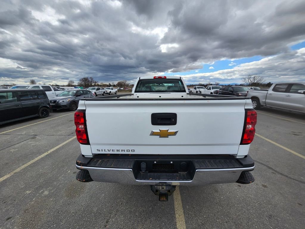 Used 2018 Chevrolet Silverado 3500 W/T AWD/4WD image 8