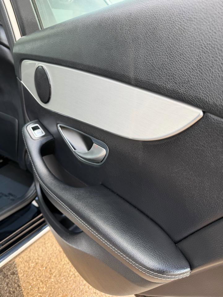 Used 2016 Mercedes-Benz C 300 4MATIC Sedan image 43