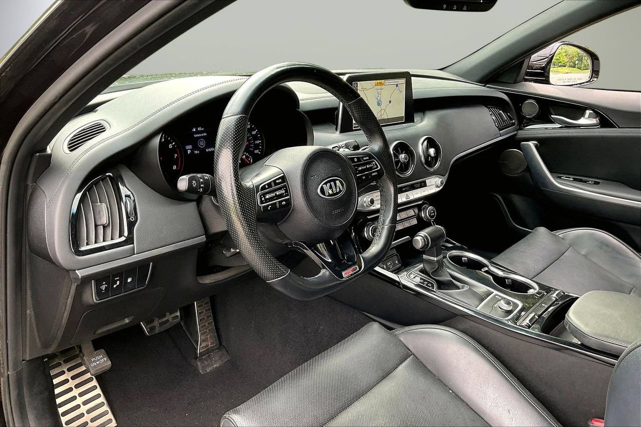 Used 2020 Kia Stinger GT-Line w/ Sun & Sound Package RWD image 20