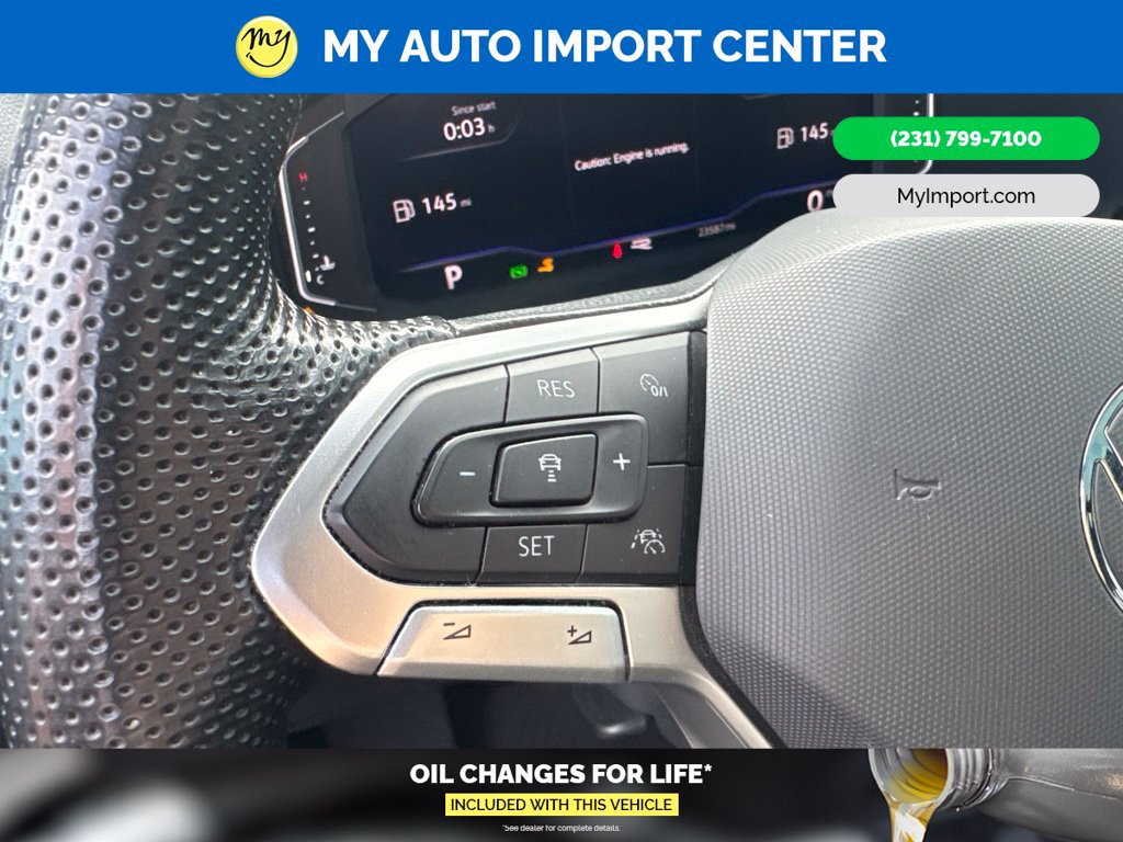 Used 2023 Volkswagen Atlas Cross Sport SEL R-Line AWD/4WD image 17