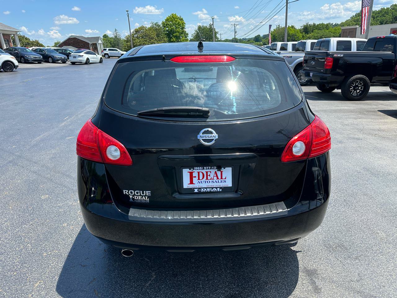 Used 2010 Nissan Rogue S FWD image 3