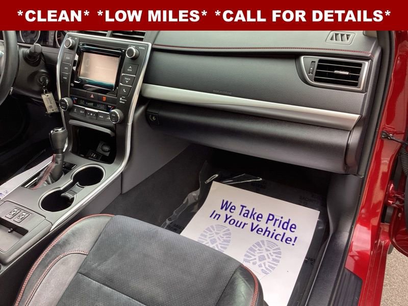 Used 2015 Toyota Camry XSE w/ Moonroof Package FWD image 19